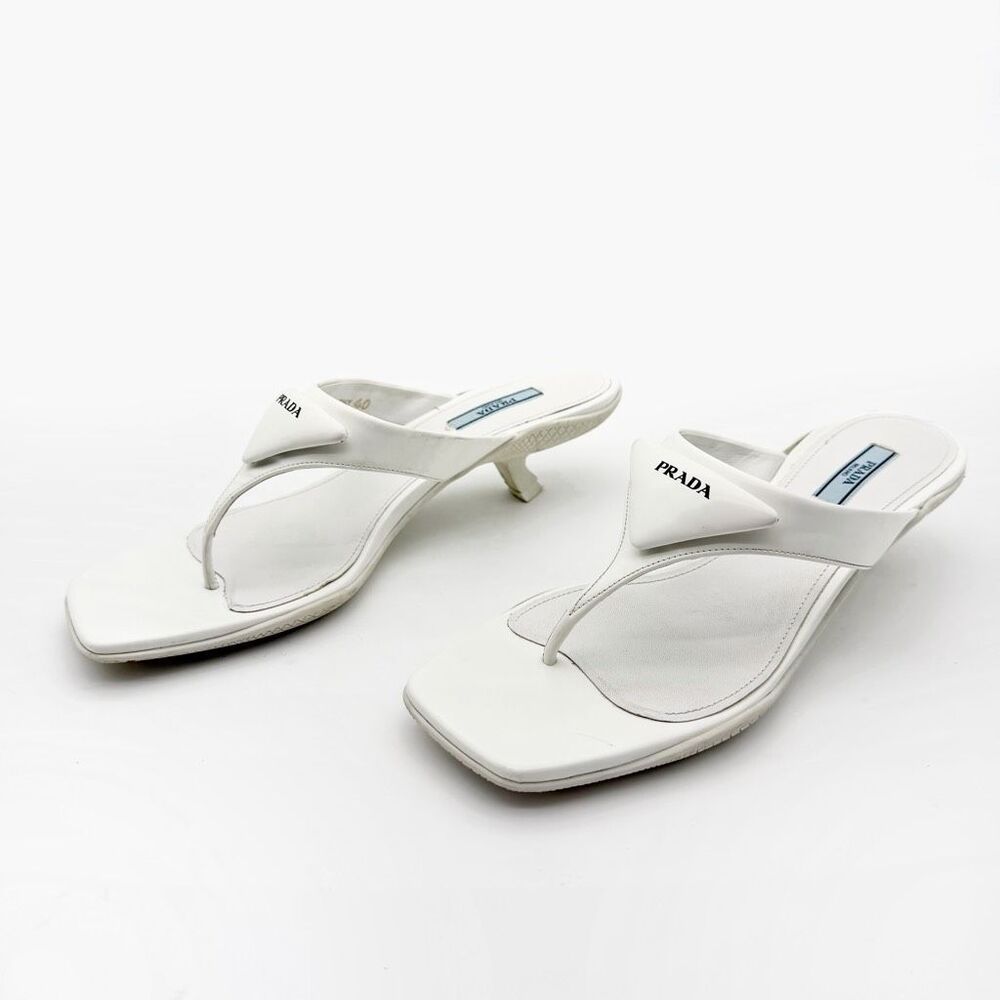 PRADA White Leather Kitten Heel Sandal Size 40 Triangle Logo Open Toe